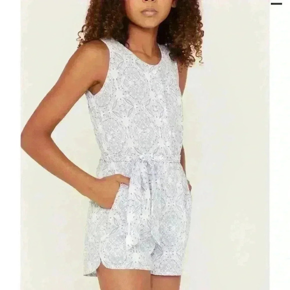 HAYDEN LA girl's bandana print belted romper in blue sz small - Picture 2 of 8